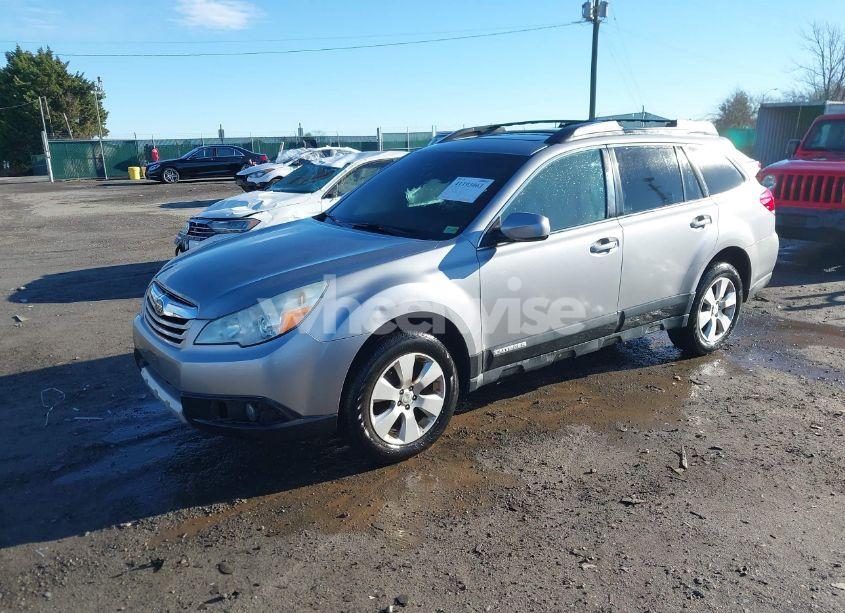 Photo 2 of 2010 Subaru Outback 2.5I LIMITED (VIN 4S4BRCKC4A3313877)