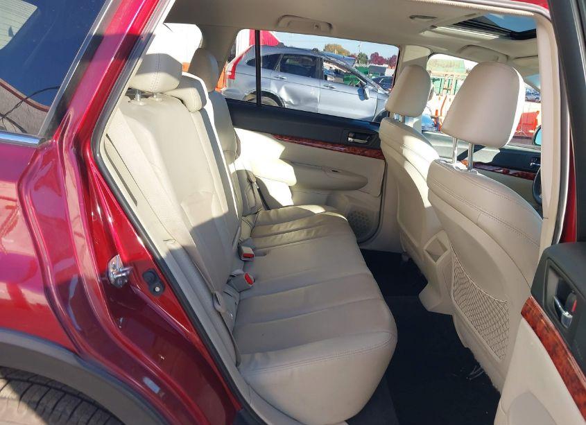 Photo 8 of 2011 Subaru Outback 2.5I LIMITED (VIN 4S4BRCKC4B3348436)