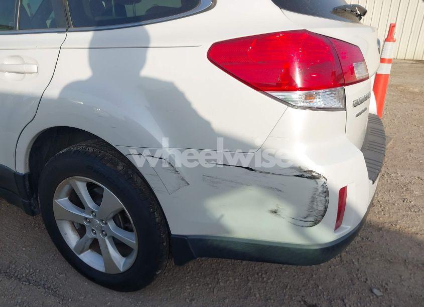 Photo 6 of 2013 Subaru Outback 2.5I LIMITED (VIN 4S4BRCKC4D3219535)