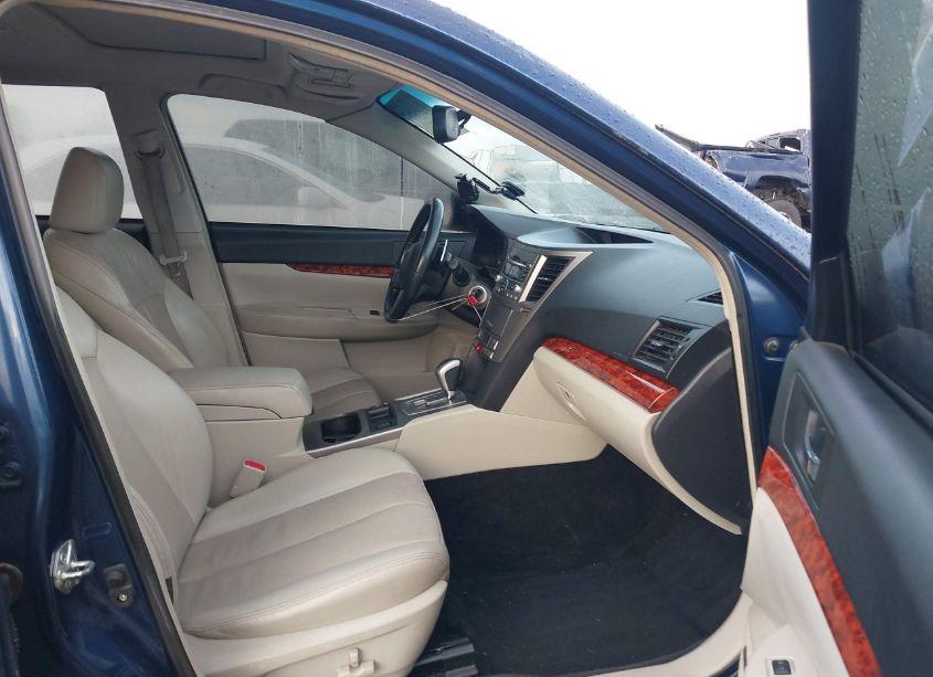 Photo 5 of 2011 Subaru Outback 2.5I LIMITED (VIN 4S4BRCKC5B3319169)