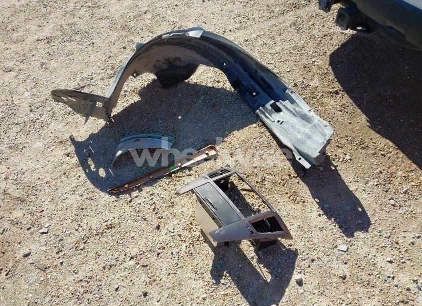 Photo 12 of 2013 Subaru Outback 2.5I LIMITED (VIN 4S4BRCKC5D3231063)