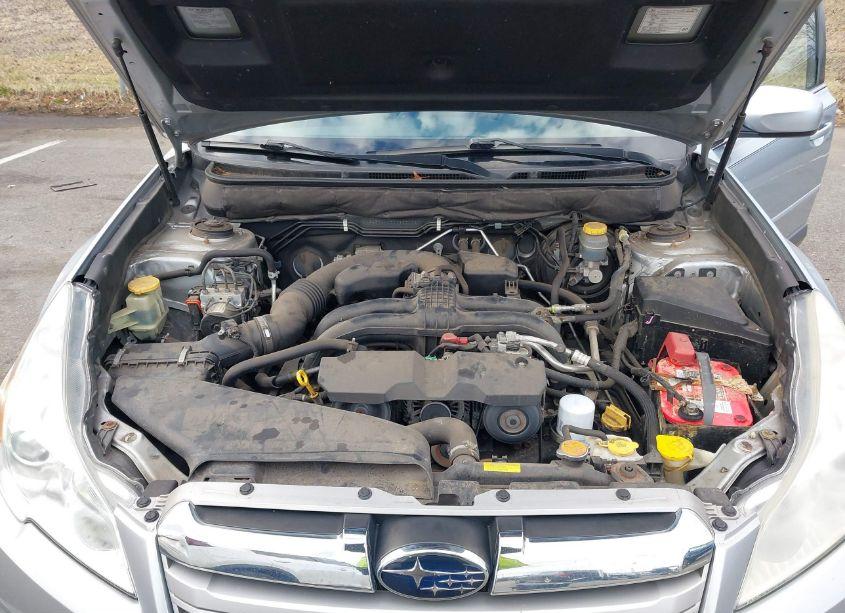 Photo 10 of 2013 Subaru Outback 2.5I LIMITED (VIN 4S4BRCKC5D3265102)