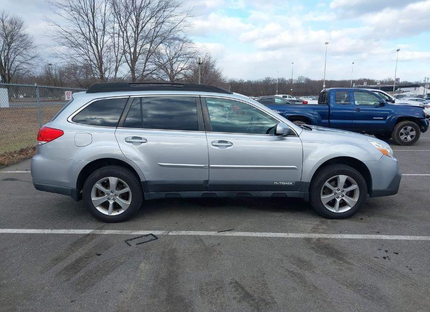 Photo 13 of 2013 Subaru Outback 2.5I LIMITED (VIN 4S4BRCKC5D3265102)