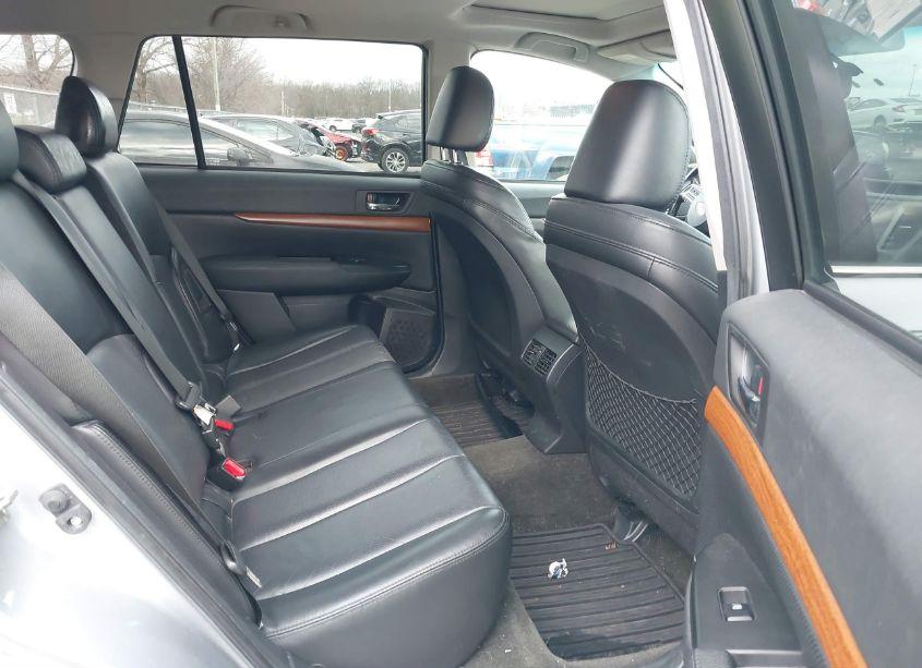 Photo 8 of 2013 Subaru Outback 2.5I LIMITED (VIN 4S4BRCKC5D3265102)