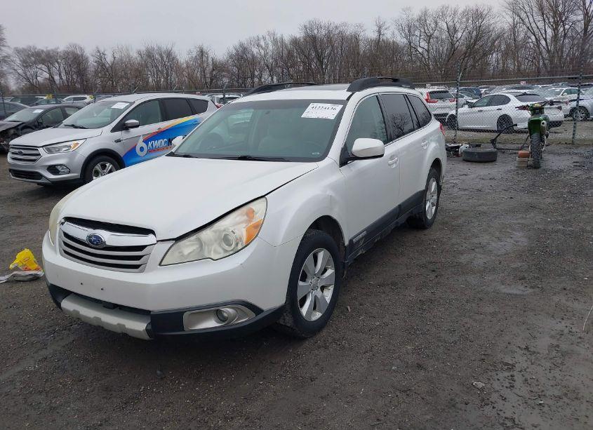 Photo 2 of 2011 Subaru Outback 2.5I LIMITED (VIN 4S4BRCKC6B3400973)