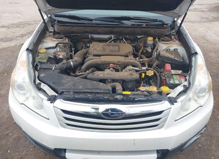 Photo 10 of 2011 Subaru Outback 2.5I LIMITED (VIN 4S4BRCKC6B3423881)