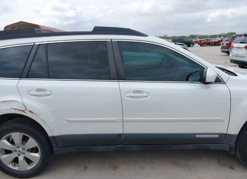 Photo 13 of 2012 Subaru Outback 2.5I LIMITED (VIN 4S4BRCKC6C3225223)