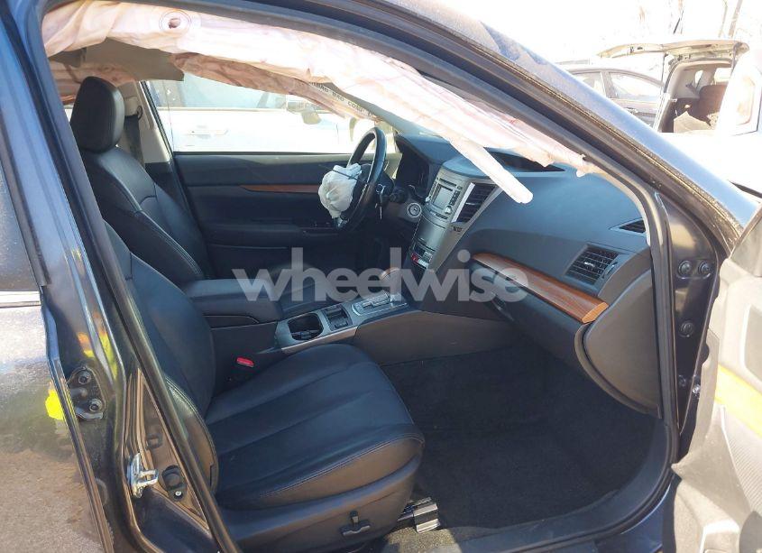 Photo 5 of 2013 Subaru Outback 2.5I LIMITED (VIN 4S4BRCKC6D3309124)