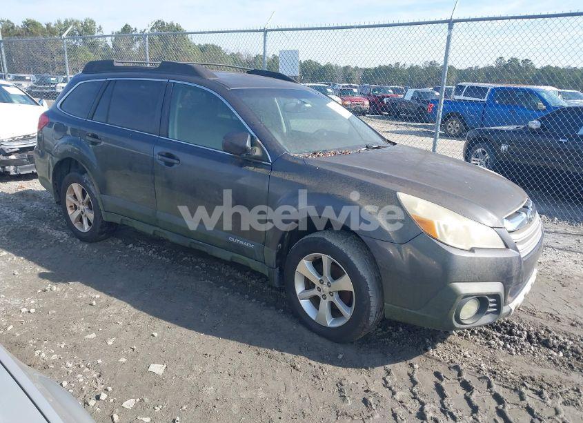 2013 Subaru Outback 2.5I LIMITED (VIN 4S4BRCKC6D3311858) main photo