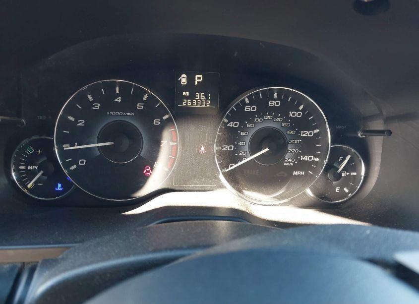 Photo 7 of 2010 Subaru Outback 2.5I LIMITED (VIN 4S4BRCKC7A3331936)