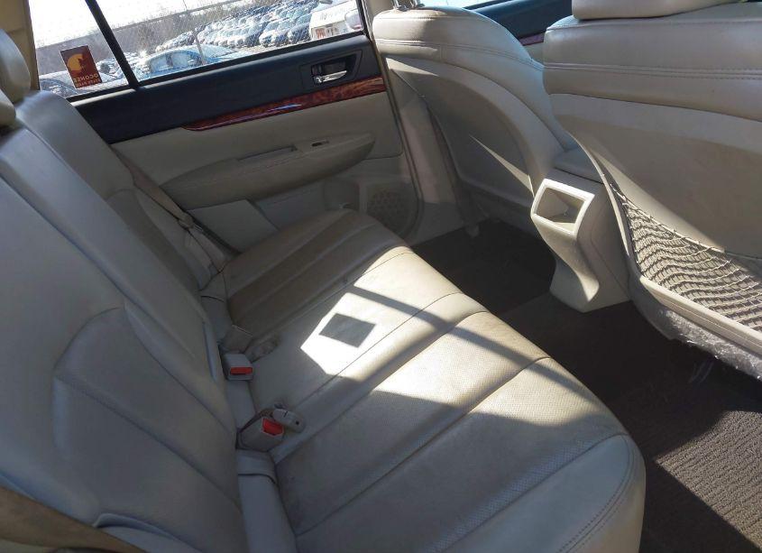 Photo 8 of 2010 Subaru Outback 2.5I LIMITED (VIN 4S4BRCKC7A3331936)