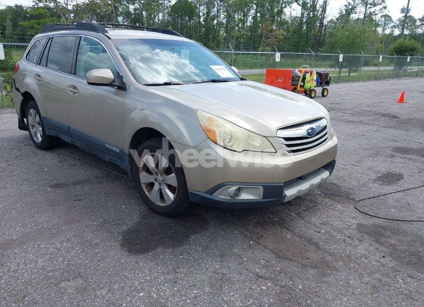 2010 Subaru Outback 2.5I LIMITED (VIN 4S4BRCKC7A3378352) main photo
