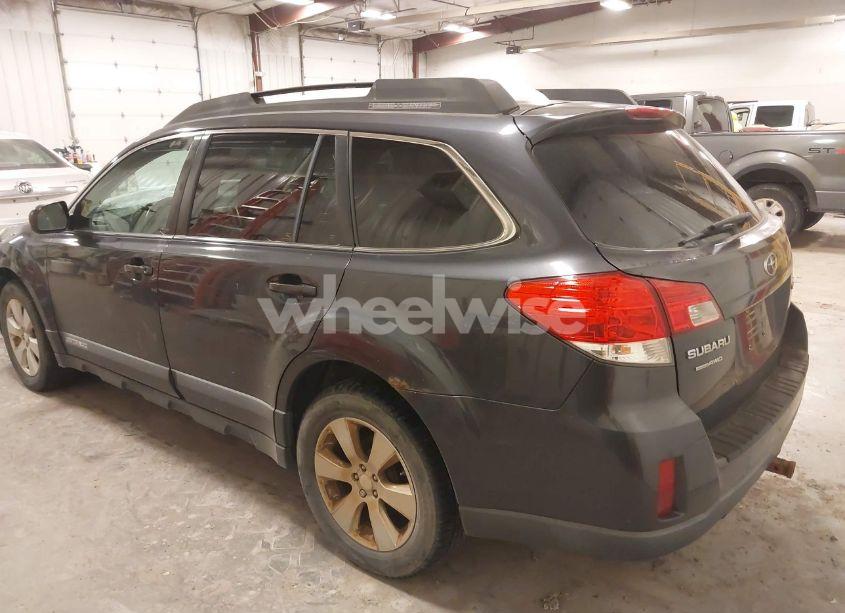 Photo 3 of 2010 Subaru Outback 2.5I LIMITED (VIN 4S4BRCKC7A3383910)