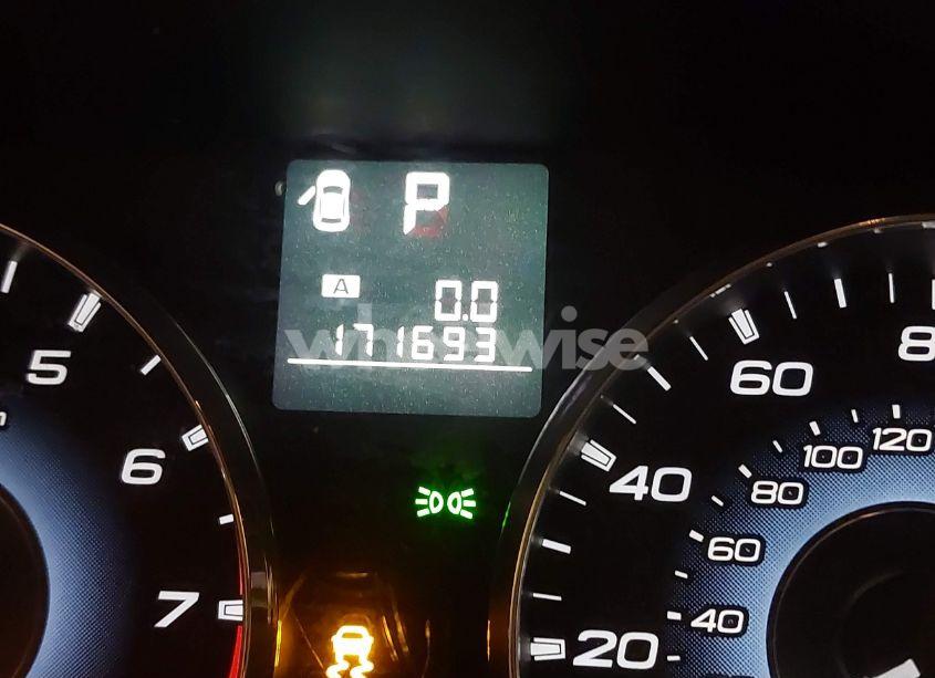 Photo 7 of 2010 Subaru Outback 2.5I LIMITED (VIN 4S4BRCKC7A3383910)