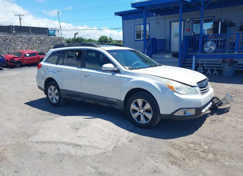 2011 Subaru Outback 2.5I LIMITED (VIN 4S4BRCKC8B3402238) main photo