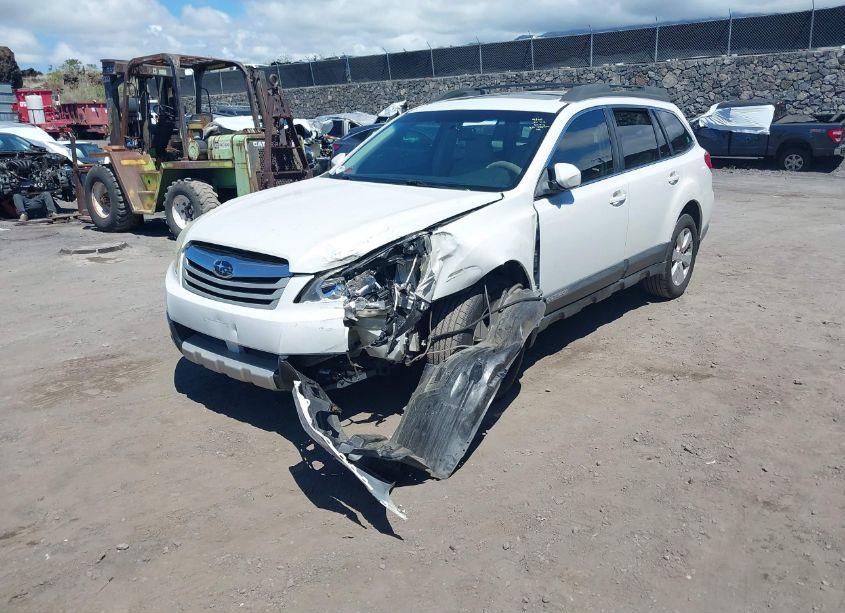 Photo 6 of 2011 Subaru Outback 2.5I LIMITED (VIN 4S4BRCKC8B3402238)