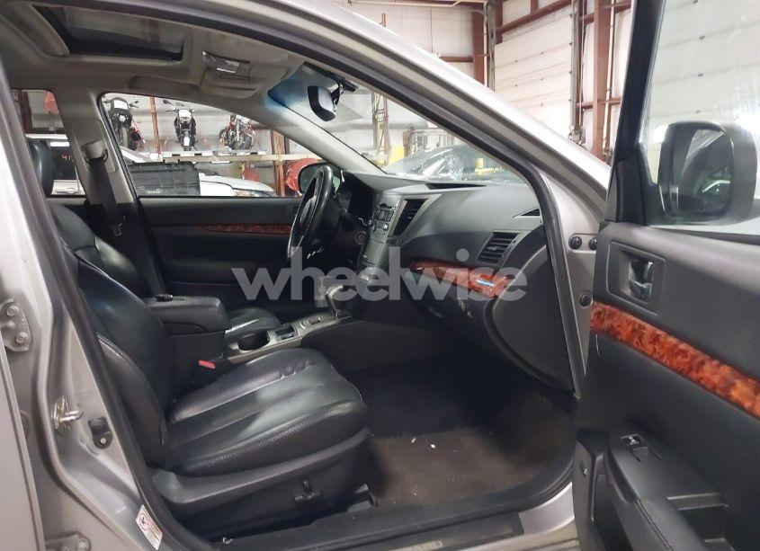 Photo 5 of 2011 Subaru Outback 2.5I LIMITED (VIN 4S4BRCKC9B3354541)