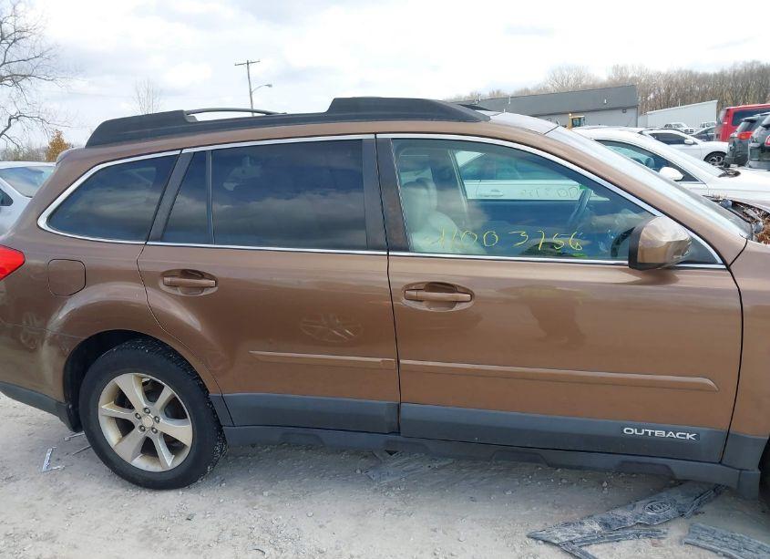 Photo 13 of 2013 Subaru Outback 2.5I LIMITED (VIN 4S4BRCKC9D3248979)