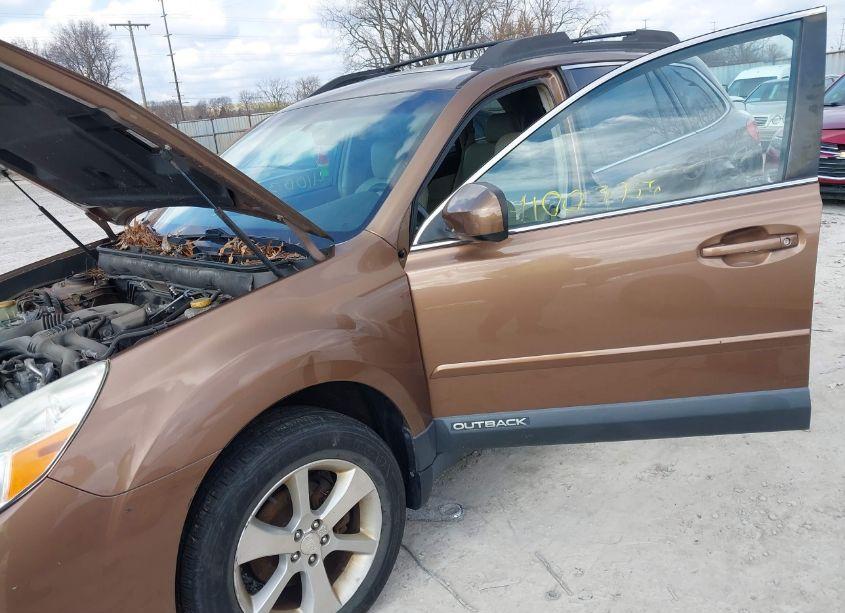 Photo 17 of 2013 Subaru Outback 2.5I LIMITED (VIN 4S4BRCKC9D3248979)