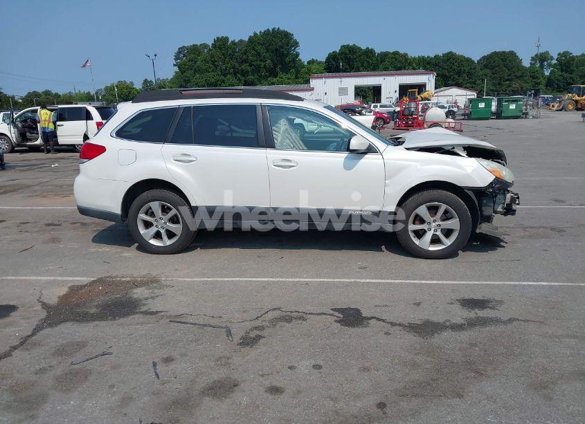 Photo 14 of 2013 Subaru Outback 2.5I LIMITED (VIN 4S4BRCKC9D3299866)