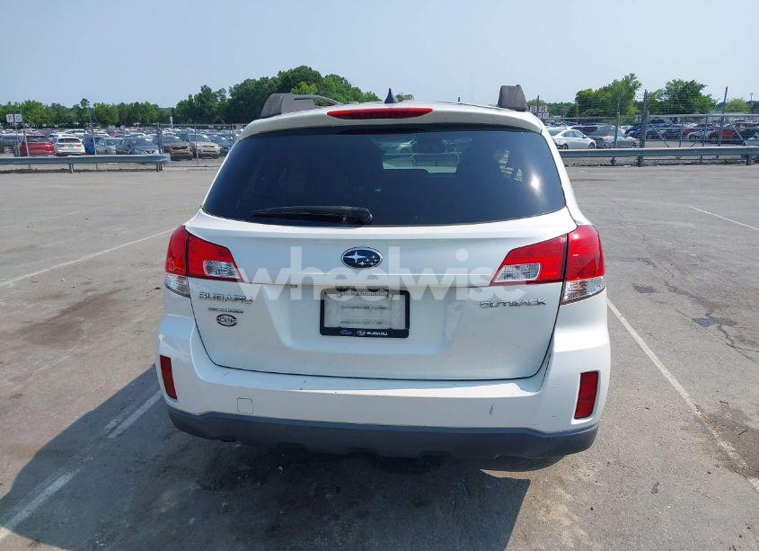 Photo 17 of 2013 Subaru Outback 2.5I LIMITED (VIN 4S4BRCKC9D3299866)