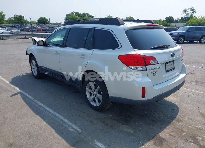 Photo 3 of 2013 Subaru Outback 2.5I LIMITED (VIN 4S4BRCKC9D3299866)