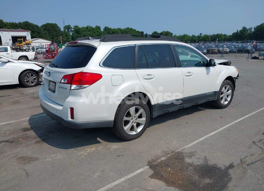 Photo 4 of 2013 Subaru Outback 2.5I LIMITED (VIN 4S4BRCKC9D3299866)