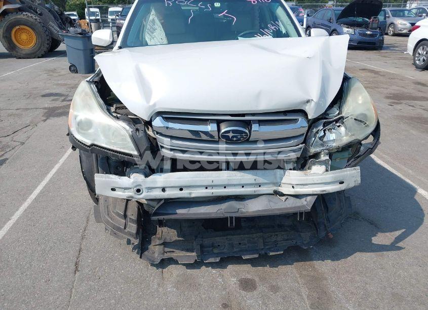 Photo 6 of 2013 Subaru Outback 2.5I LIMITED (VIN 4S4BRCKC9D3299866)