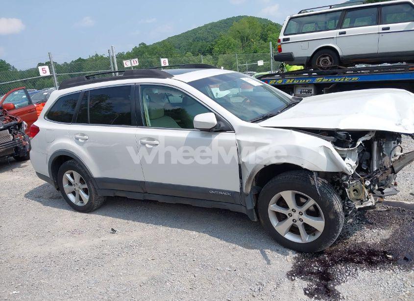 Photo 13 of 2013 Subaru Outback 2.5I LIMITED (VIN 4S4BRCKC9D3302457)