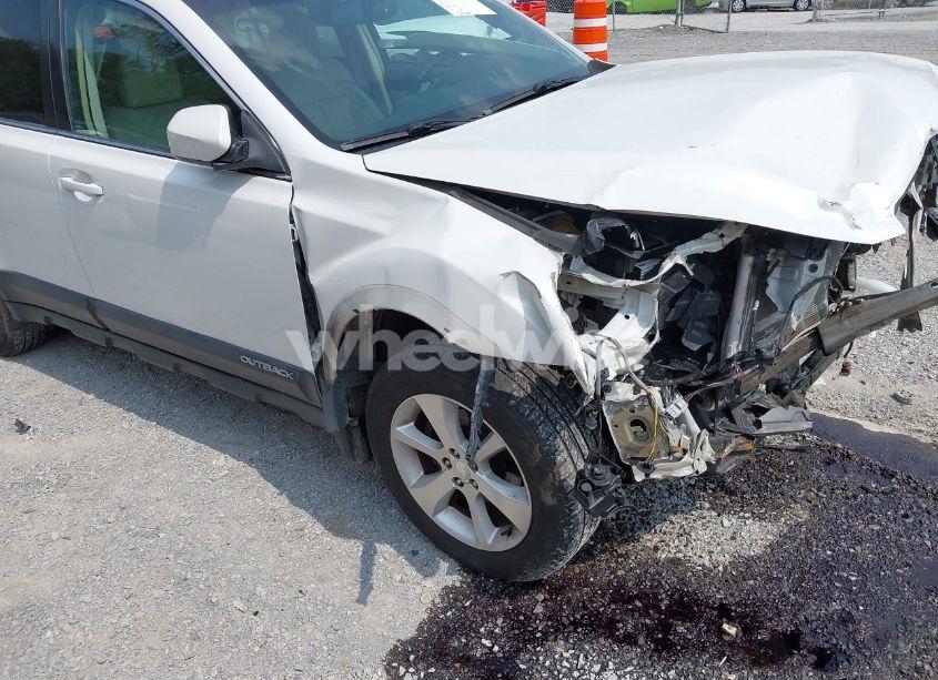 Photo 18 of 2013 Subaru Outback 2.5I LIMITED (VIN 4S4BRCKC9D3302457)