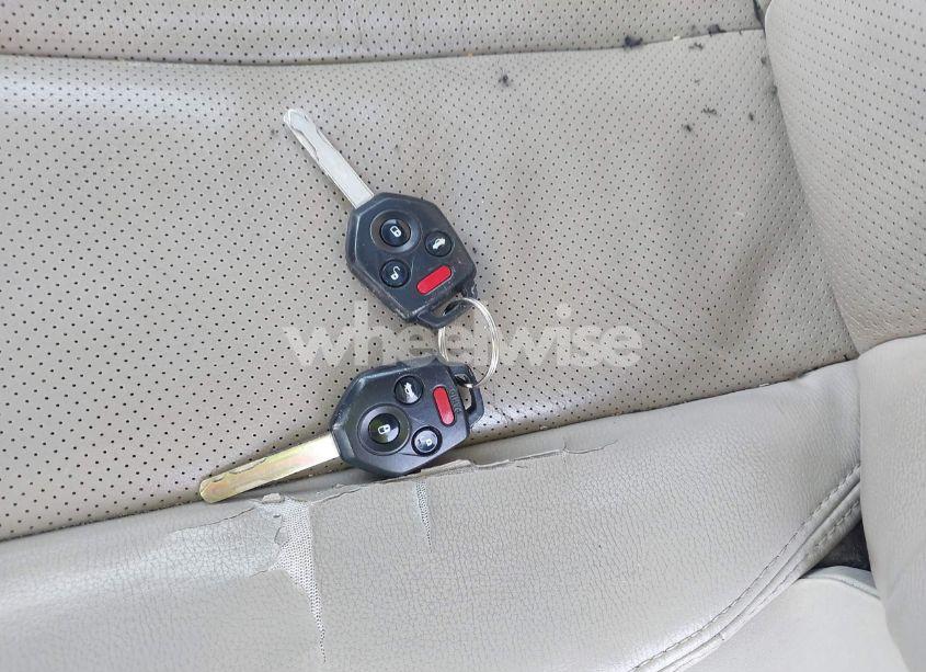 Photo 11 of 2010 Subaru Outback 2.5I LIMITED (VIN 4S4BRCKCXA3337746)