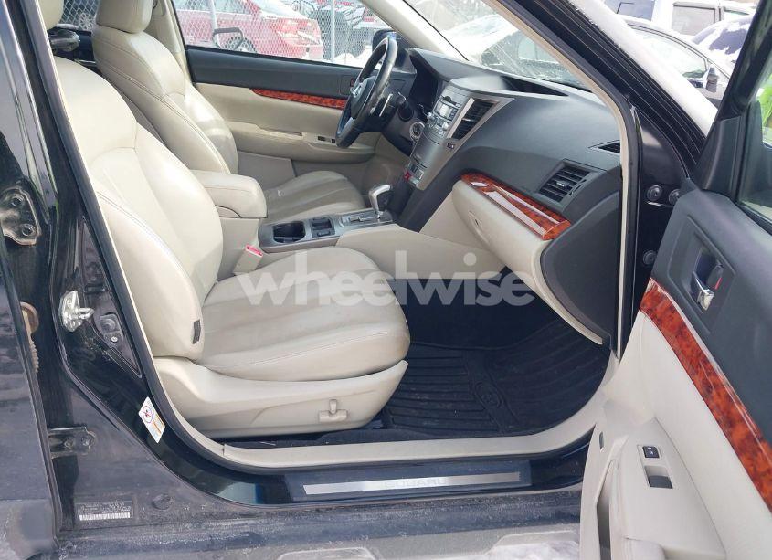 Photo 5 of 2010 Subaru Outback 2.5I LIMITED (VIN 4S4BRCKCXA3337746)