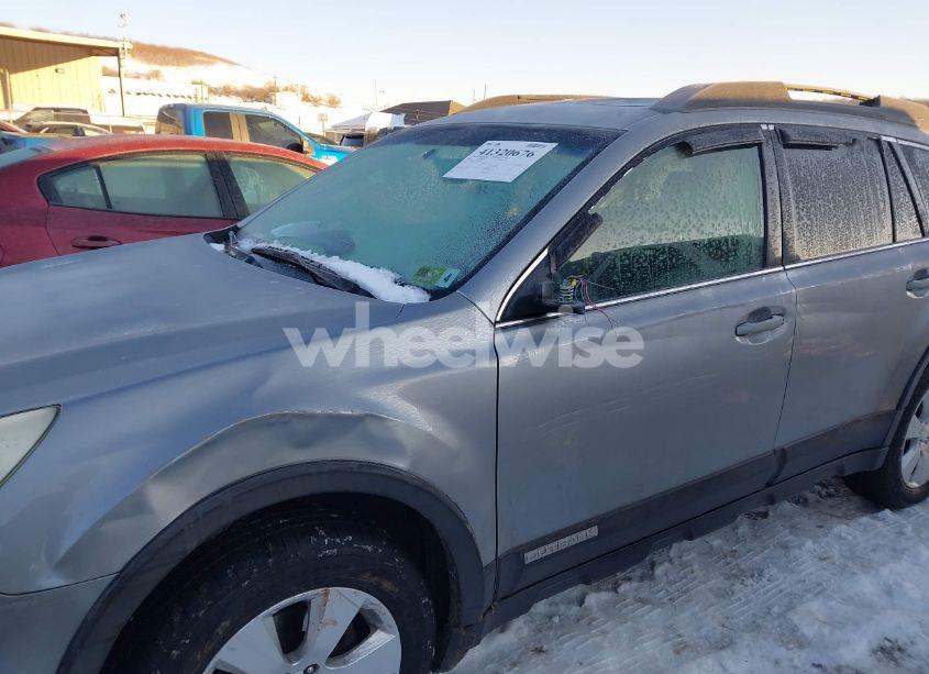 Photo 6 of 2011 Subaru Outback 2.5I LIMITED (VIN 4S4BRCKCXB3352023)