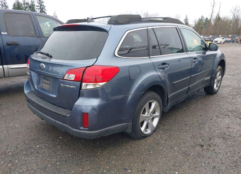 Photo 4 of 2013 Subaru Outback 2.5I LIMITED (VIN 4S4BRCKCXD3213786)