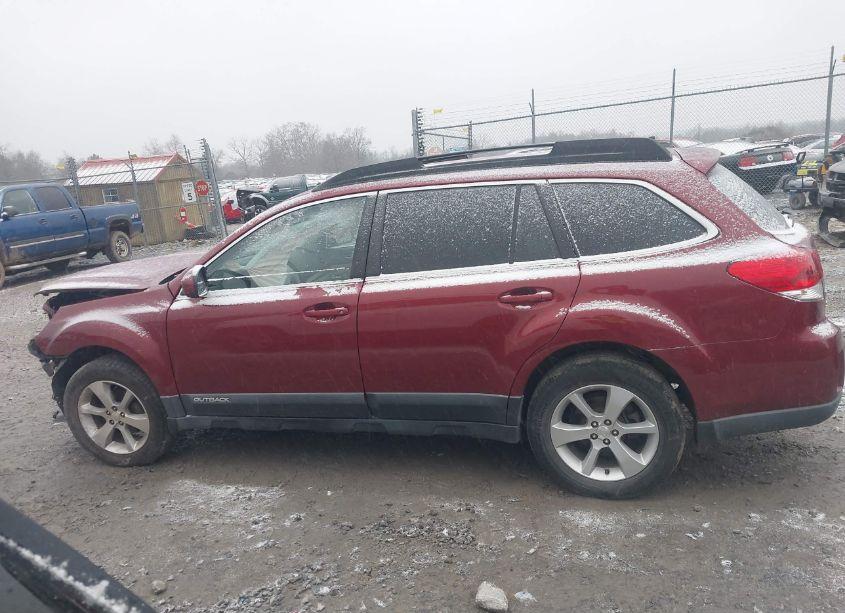 Photo 15 of 2013 Subaru Outback 2.5I LIMITED (VIN 4S4BRCKCXD3243693)