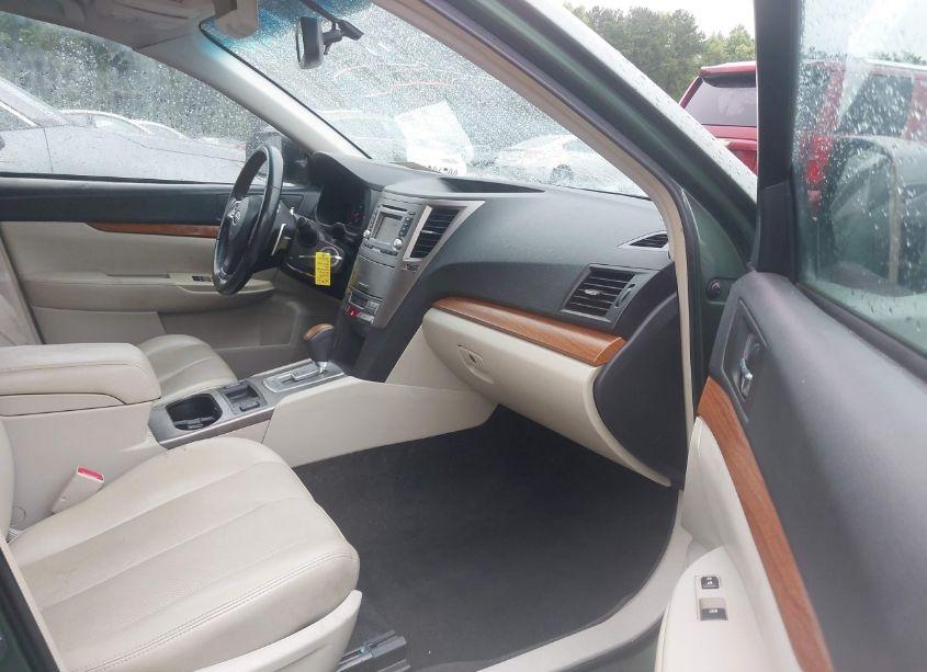 Photo 5 of 2013 Subaru Outback 2.5I LIMITED (VIN 4S4BRCKCXD3283143)
