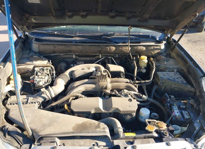 Photo 10 of 2013 Subaru Outback 2.5I LIMITED (VIN 4S4BRCKCXD3287824)