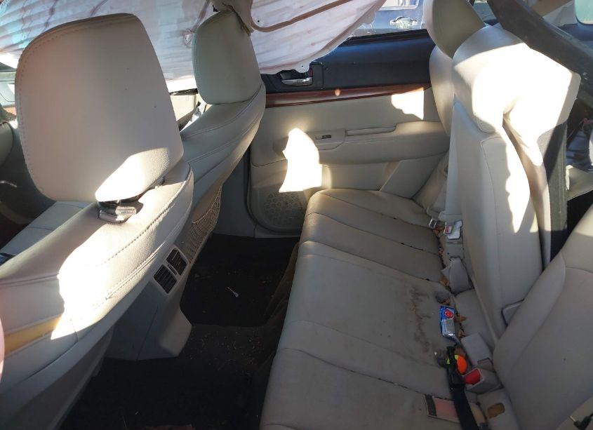 Photo 8 of 2013 Subaru Outback 2.5I LIMITED (VIN 4S4BRCKCXD3287824)