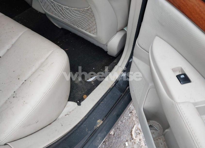 Photo 8 of 2013 Subaru Outback 2.5I LIMITED (VIN 4S4BRCKCXD3289251)