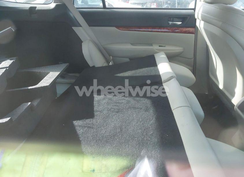 Photo 8 of 2011 Subaru Outback 2.5I LIMITED (VIN 4S4BRCLC2B3440725)