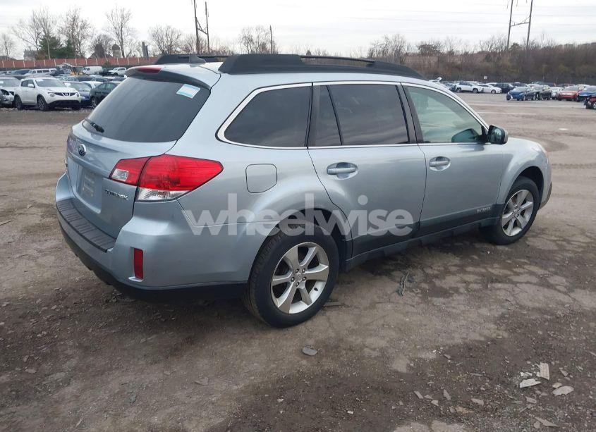 Photo 4 of 2014 Subaru Outback 2.5I LIMITED (VIN 4S4BRCLC2E3208887)