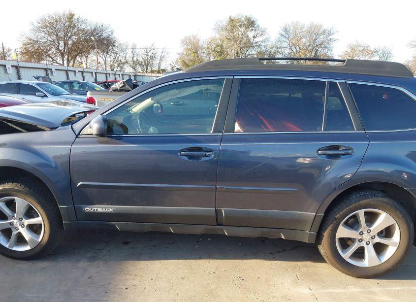 Photo 14 of 2014 Subaru Outback 2.5I LIMITED (VIN 4S4BRCLC3E3210017)