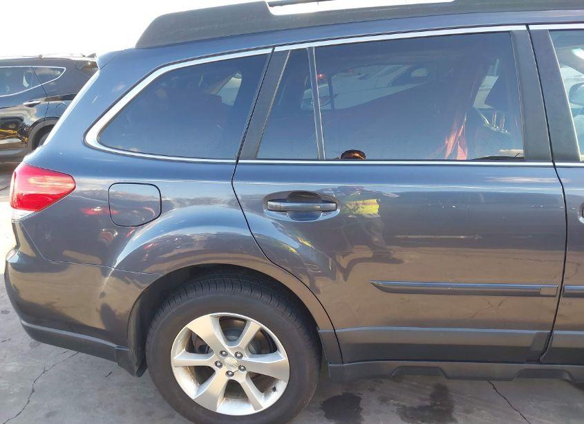 Photo 19 of 2014 Subaru Outback 2.5I LIMITED (VIN 4S4BRCLC3E3210017)