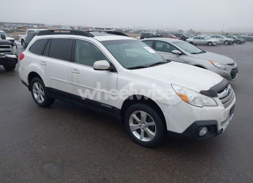 2013 Subaru Outback 2.5I LIMITED (VIN 4S4BRCLC4D3298770) main photo