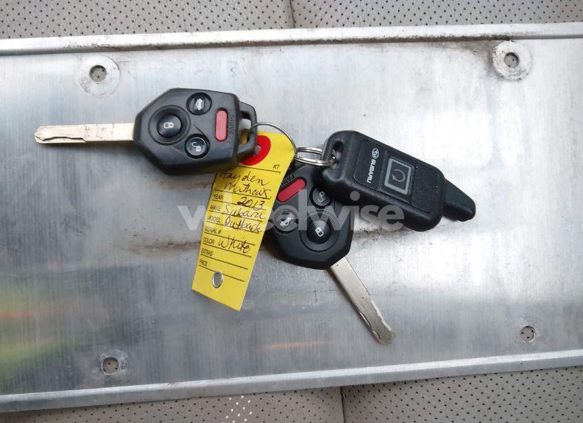 Photo 11 of 2013 Subaru Outback 2.5I LIMITED (VIN 4S4BRCLC4D3298770)