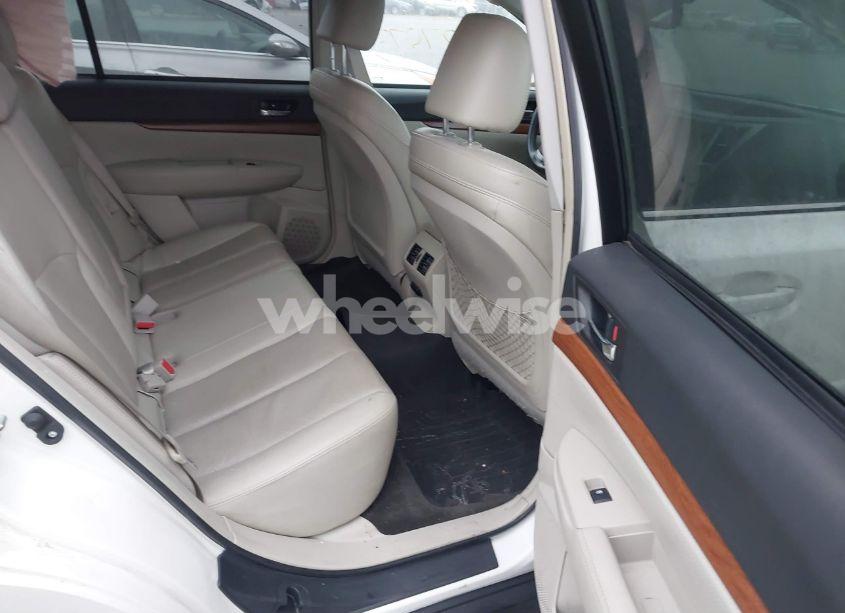 Photo 8 of 2013 Subaru Outback 2.5I LIMITED (VIN 4S4BRCLC4D3298770)