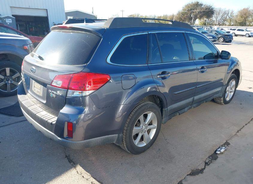 Photo 4 of 2014 Subaru Outback 2.5I LIMITED (VIN 4S4BRCLC4E3224315)