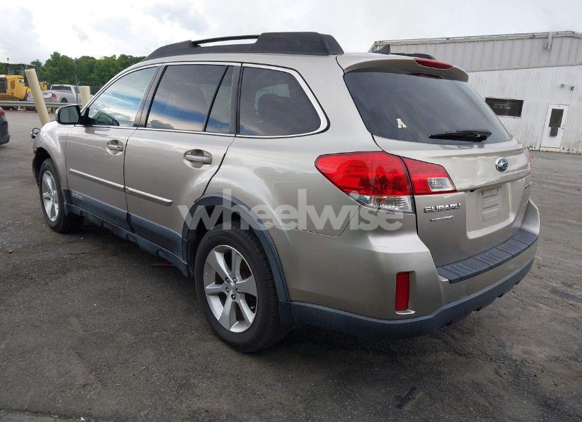 Photo 3 of 2014 Subaru Outback 2.5I LIMITED (VIN 4S4BRCLC4E3291478)
