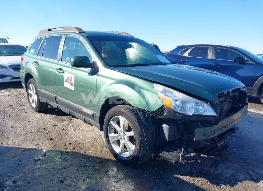 2014 Subaru Outback 2.5I LIMITED (VIN 4S4BRCLC5E3244251) main photo
