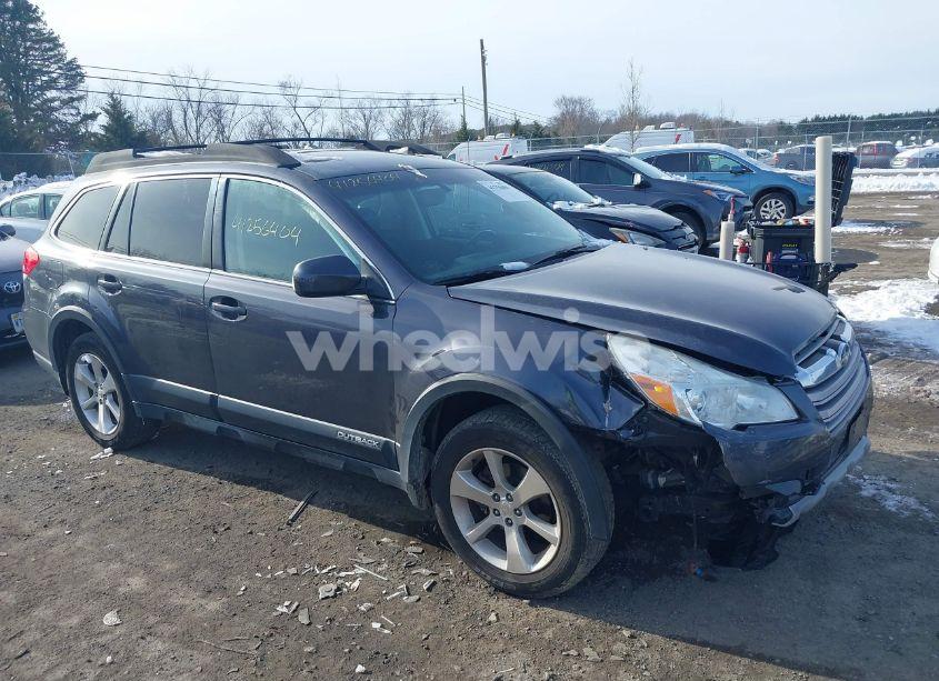 2013 Subaru Outback 2.5I LIMITED (VIN 4S4BRCLC6D3239879) main photo